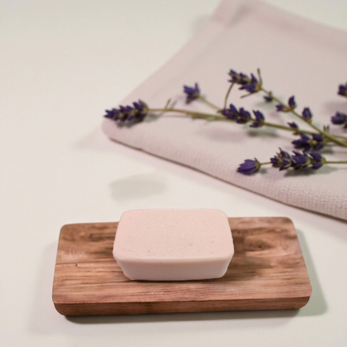 BotaniSoothe Calamine & Lavender | Soothing Relief Facial Bar